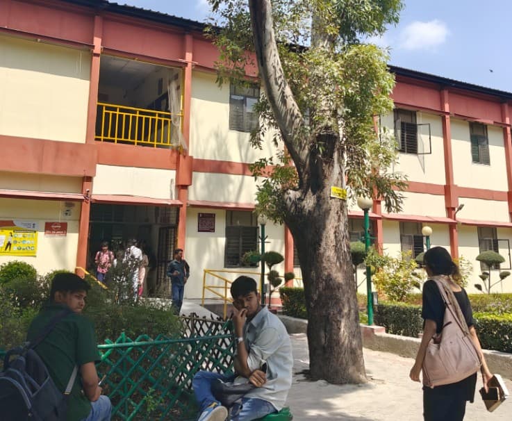 Shyam Lal College Academic photo 10